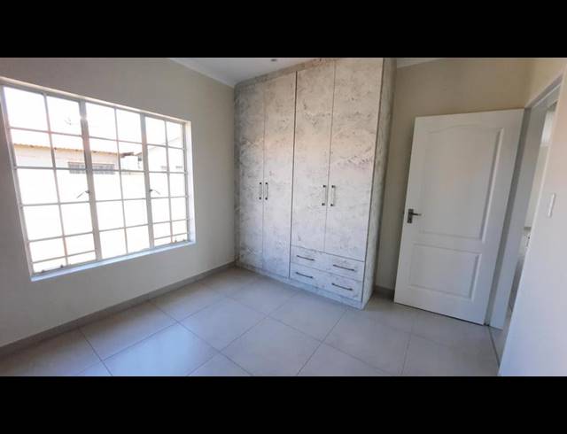 3 BEDROOM HOUSE FOR SALE IN WATERKLOOF EAST